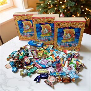 {{productViewItem.photos[photoViewList.activeNavIndex].Alt || productViewItem.photos[photoViewList.activeNavIndex].Description || 'Сладкий новогодний подарок &quot;Книга. Летучий Корабль&quot; с игрой 920г'}}